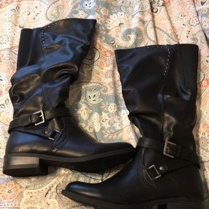 White mountain black boots